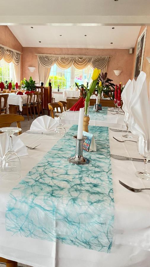 Hotel & Restaurant Am Kirschberg أَلتِن بوزك المظهر الخارجي الصورة