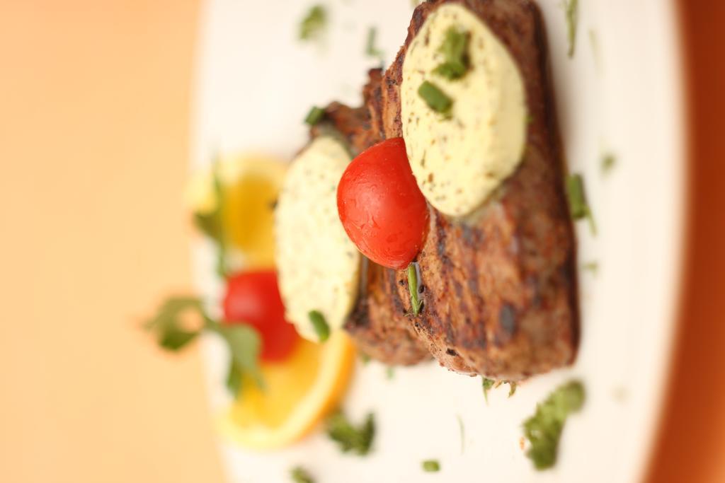 Hotel & Restaurant Am Kirschberg أَلتِن بوزك المظهر الخارجي الصورة